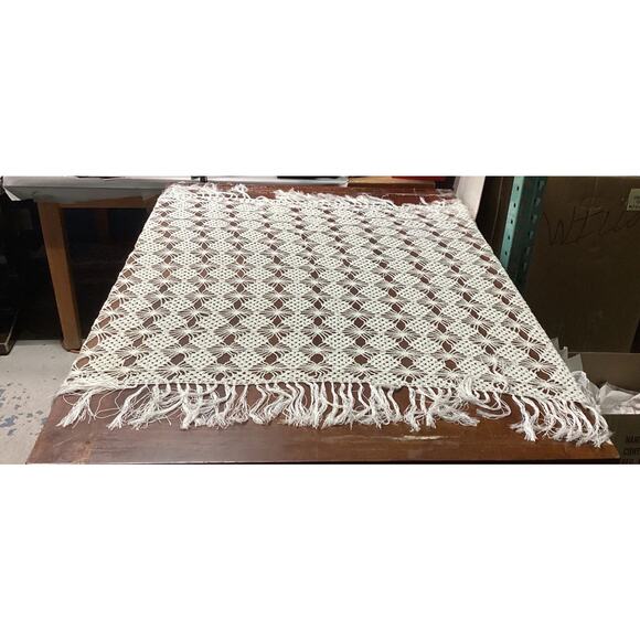 Vintage Crochet Bedspread Or Tablecloth - 42x40” - Picture 2 of 8